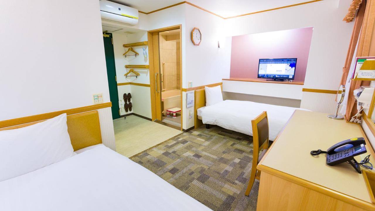 Toyoko Inn Okayama Eki Nishi Guchi Migi Экстерьер фото